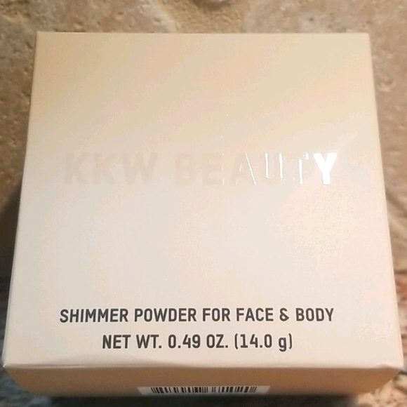 KKW Beauty Other - KKW BEAUTY SHIMMER POWDER